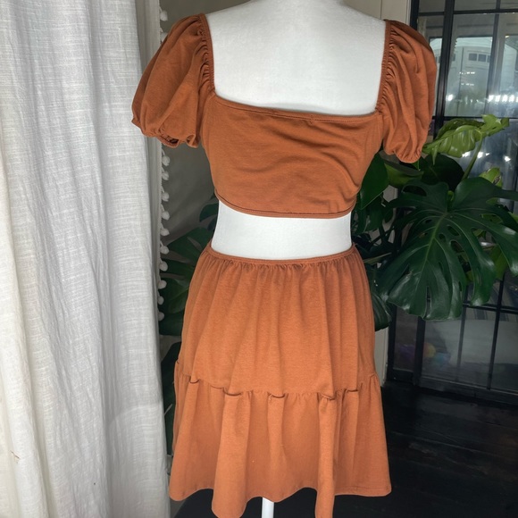 Forever 21 L Cutout Florence Hem Mini Dress - Picture 5 of 6